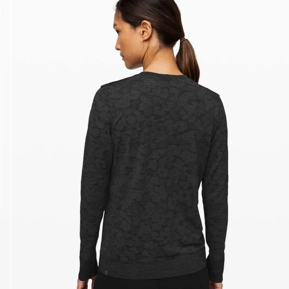 Lululemon Breeze by Long Sleeve - Picture 2 of 7